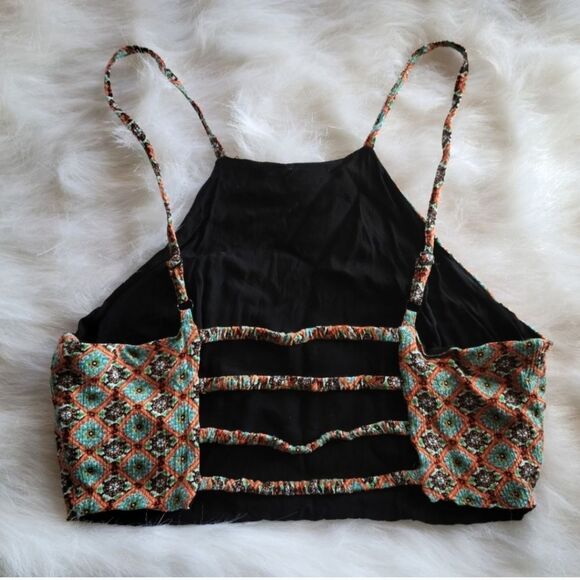 New Run Cinta Run Open Back Crop Top Size 12 - Picture 5 of 6